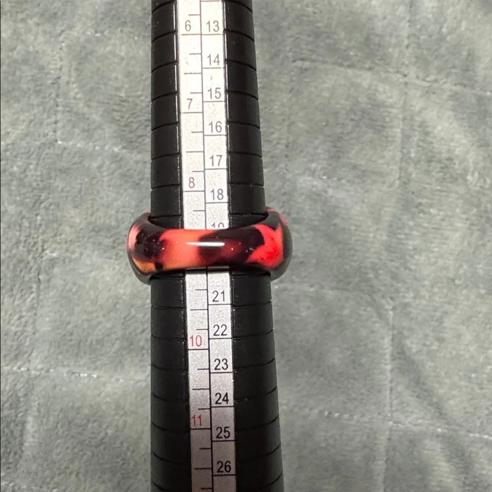 Vintage Plastic Ring, Black, Red, Stars, Retro, Boho, Size 8.75